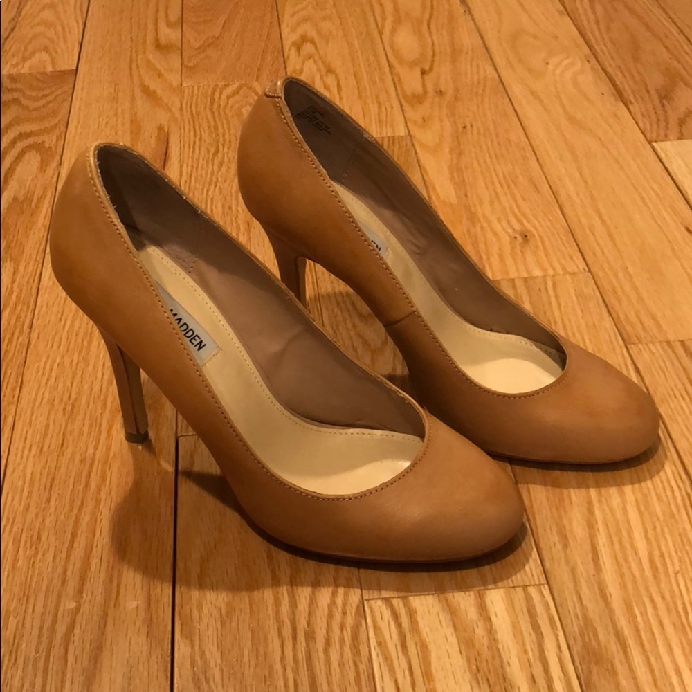 Steve Madden Leather Nude Heels